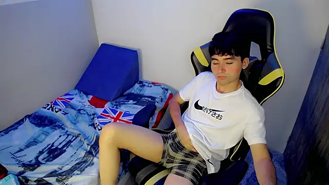 Luigii_ Live XXX-chat