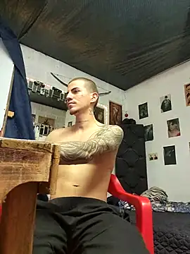 Show de paul-mendezx na webcam