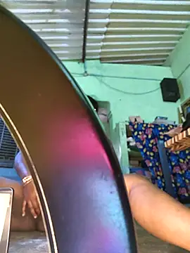 Tamilselviroja- Chat XXX in diretta