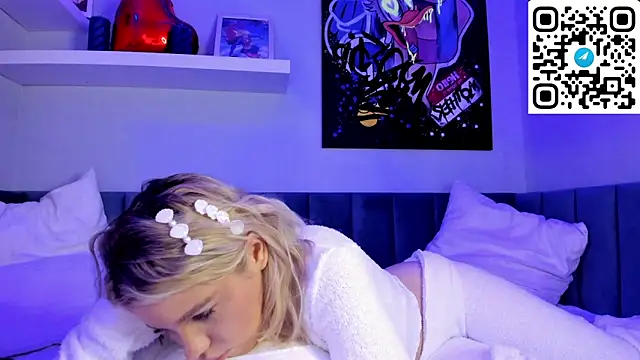 Show modela Anna_Robinson na web-kameri