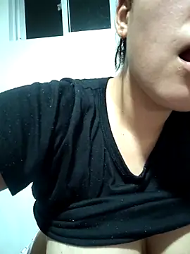 Chat +18 de camila-titis ao vivo