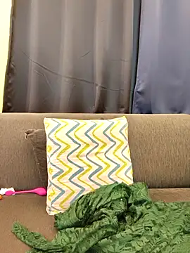 Poly_bhabi – Naživo XXX chat