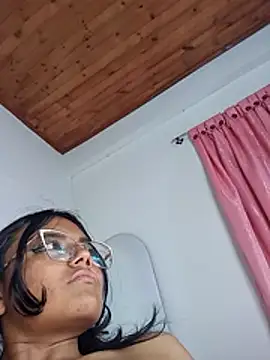 luna_velveth's Live XXX Chat