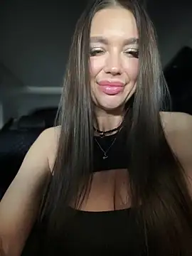 XXX chat uživo modela Emma_Catt