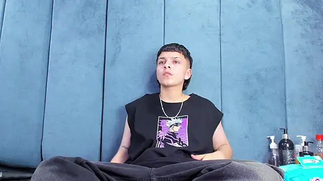 Megan_Thompson_: онлайн-секс-чат