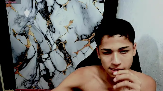 Im_david02's Live XXX Chat