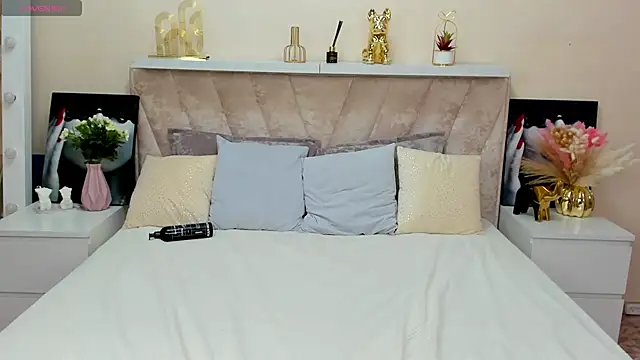 AmelliaClark Chat XXX in diretta