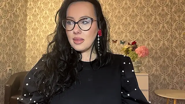 AnnaAnn_Milf 即時 XXX 聊天