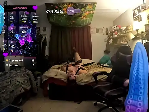 Онлайн чат XXX R4inbowK1tty