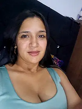 Kendal_Lane Adlı Modelin Canlı XXX Sohbeti