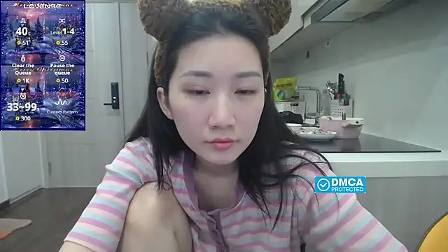 Asiagirll élő XXX-chatje