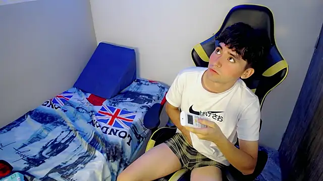 Luigii_ – webcam-show