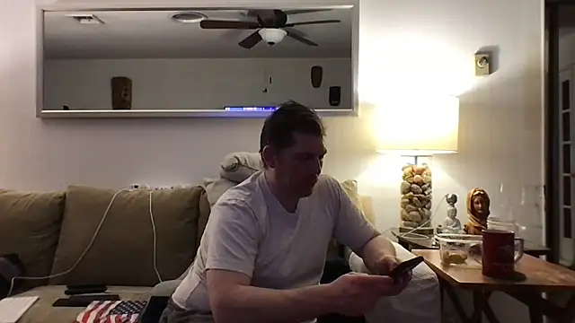 Chat +18 de God_Of_ThundeRR ao vivo