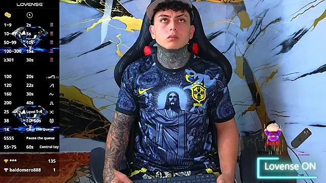 Chat +18 de Kevin22_222 ao vivo