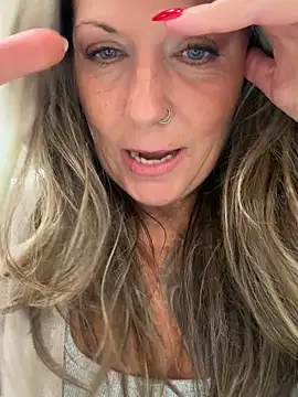 Czat XXX na żywo – RubyInk