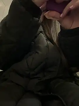 Isabella21_ Live XXX-Chat