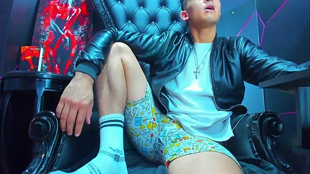 Chat +18 de Ethan_Waalker ao vivo