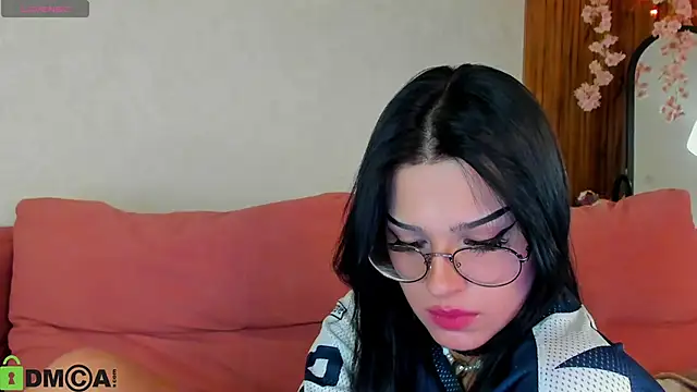 Leslie_Wholsh: онлайн-секс-чат