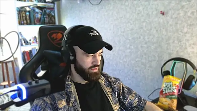 Chat +18 de _Mostly_ ao vivo