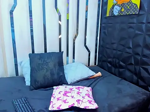 Chat +18 de harleyqueehh ao vivo