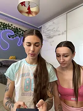 Charming_Ritta Chat XXX live