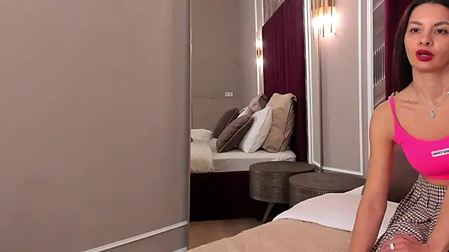 LisaNelson Adlı Modelin Canlı XXX Sohbeti