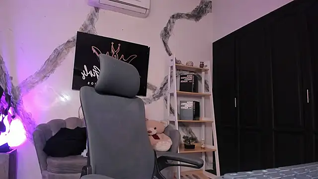 CelesteBrucee élő XXX-chatje