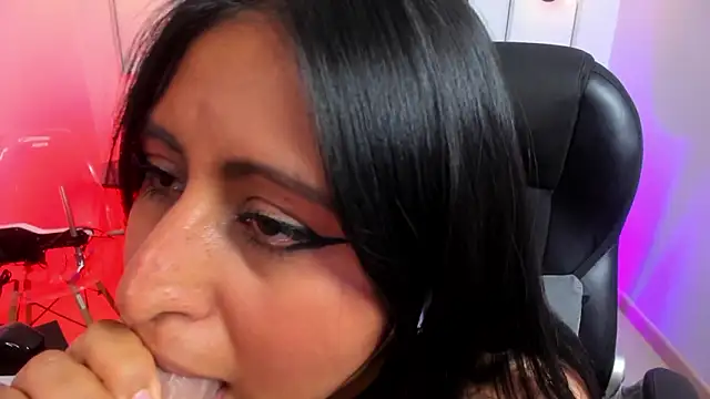 Amber_gold_'s Webcam Show