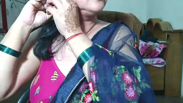 Cute_Mahi22 Chat XXX in diretta