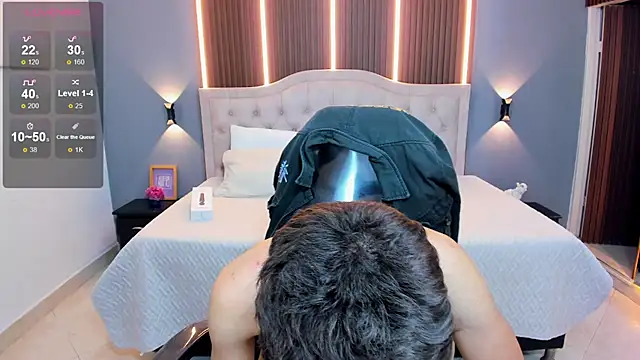 Tommy18__ 现场XXX聊天