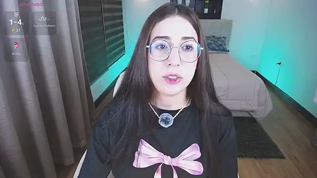 KittyCute-'s Live XXX Chat