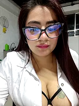 silvia_lane 现场XXX聊天