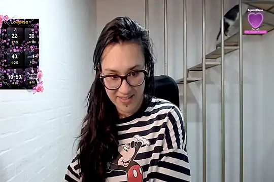 Chat +18 de Jessie_Desire ao vivo