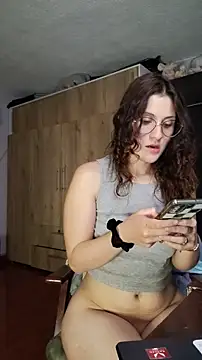 lindasyt Chat XXX live