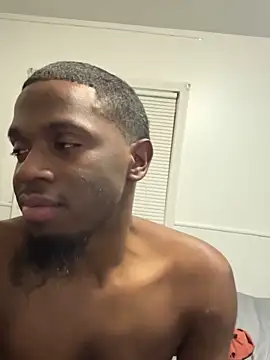 Chat +18 de pussyeater_- ao vivo