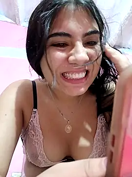 Ailen-cute 现场XXX聊天