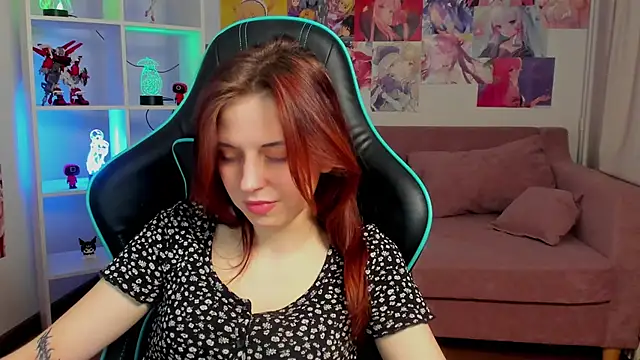 Chat +18 de FreyaVey ao vivo