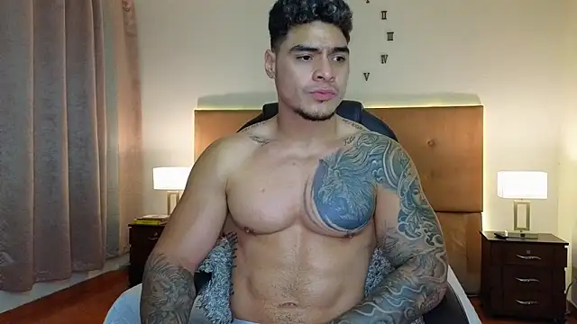 Chat +18 de Steven_Velez ao vivo
