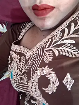 MissGitanjali's Live XXX Chat