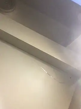 slimgod13: διαδικτυακό σόου στην κάμερα