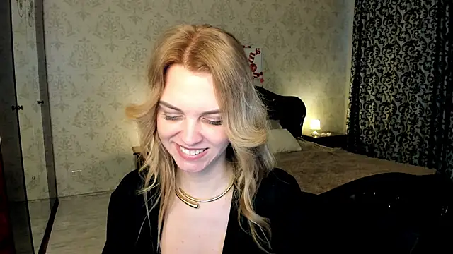 Chat +18 de LunaFlinn ao vivo