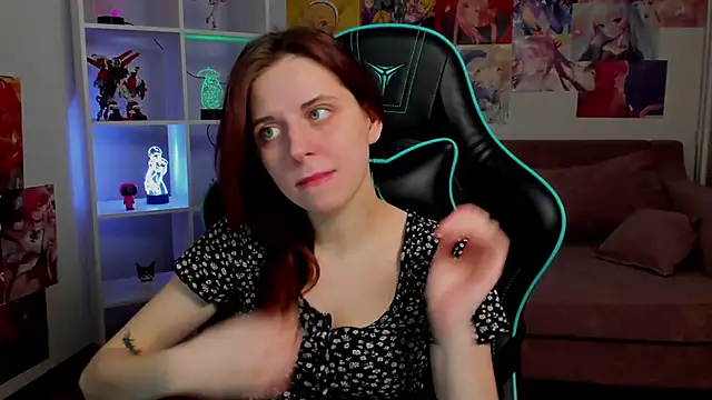 Chat +18 de FreyaVey ao vivo