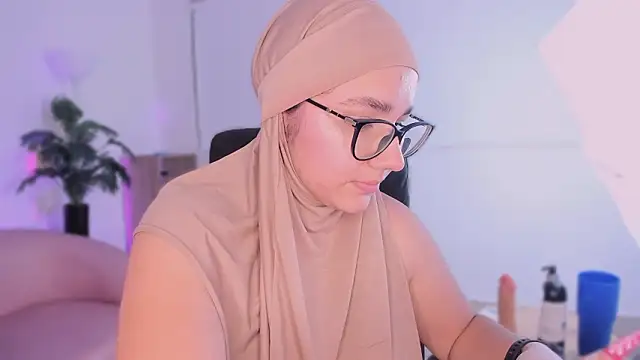 Ayha_khalaf's Live XXX Chat