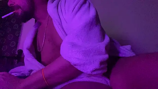 Guyst049 webcam show