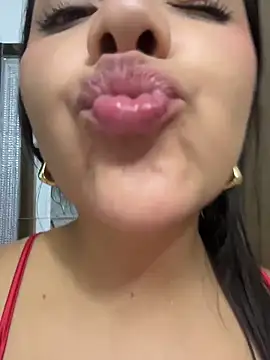 Chatroom XXX en direct de Sammyy_torres