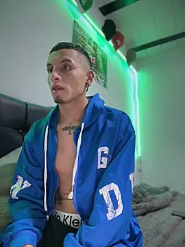 Вебкам-шоу ManSexyyHot