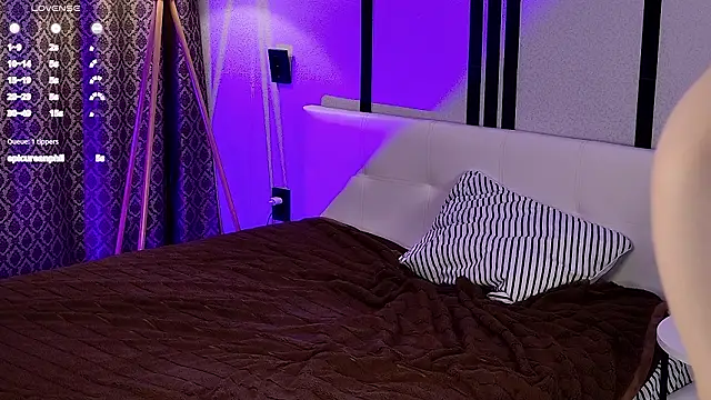 Bingebae's Live XXX Chat