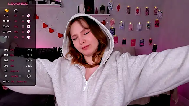 LanaBlu_'s Live XXX Chat