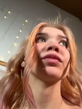 Онлайн чат XXX MilliDoll