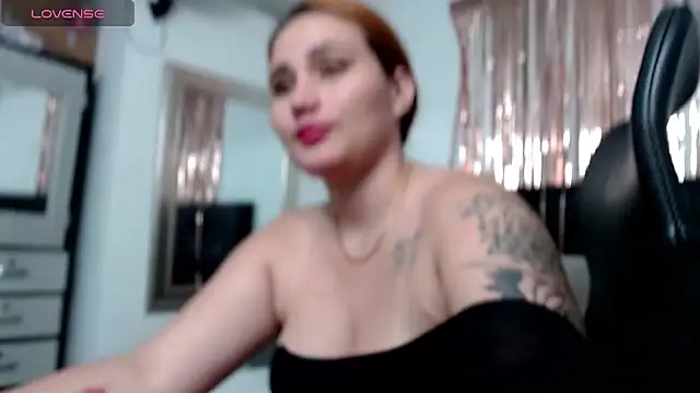 Baby_hornyJM: онлайн-секс-чат